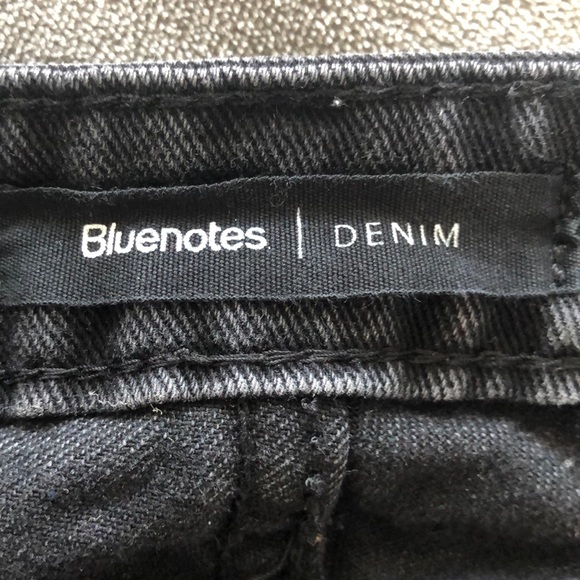 Bluenotes black high rise mom jean size 26 - Picture 3 of 4